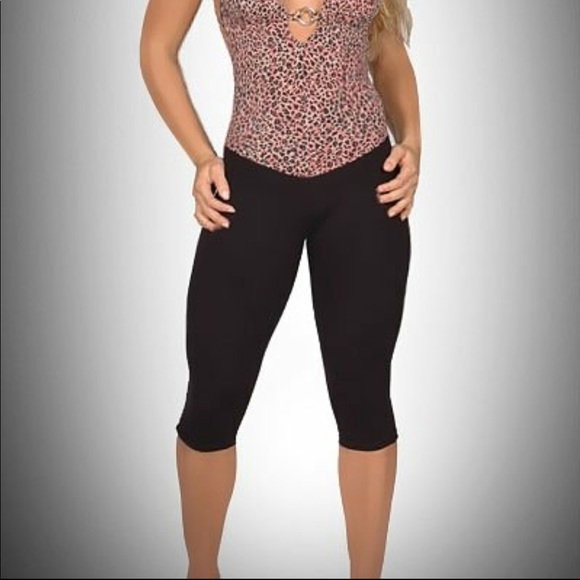 Backless one piece - Picture 6 of 6